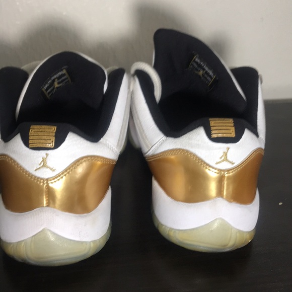 JORDANS LOW TOPS SIZE 10 White and gold - Picture 5 of 5
